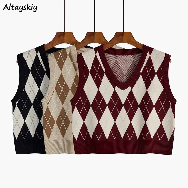 Argyle Sweater Vest Women Retro All-match V-neck Cropped Sweaters Korean Style High Street Classic Loose Knitting Vests Students