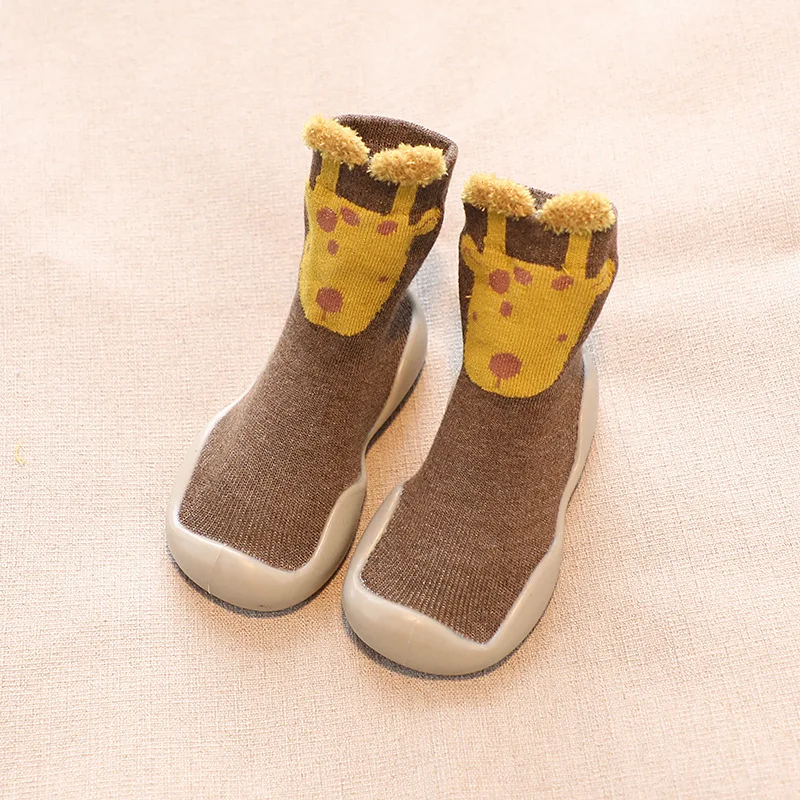 الأطفال الجوارب أحذية الربيع والخريف الطفل المشي الكرتون الفتيان الطابق الفتيات مقاوم للماء عدم الانزلاق منتصف العجل جورب الأحذية