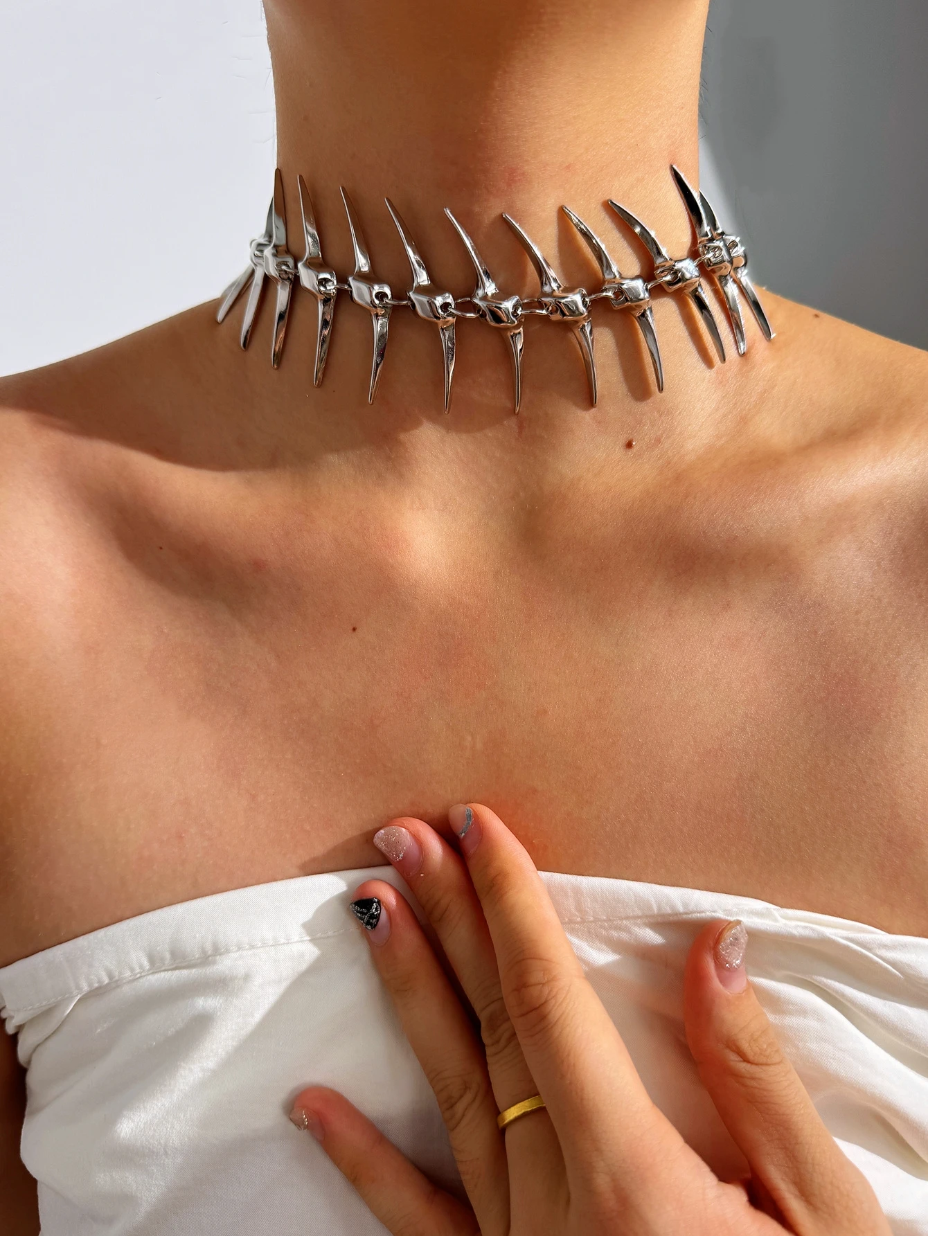 قلادة نسائية من سبيكة الهيب هوب المتخصصة على شكل هيكل عظمي هيكل عظمي مثالية لحفلات العطلات ملابس يومية على طراز الشارع جديد #2