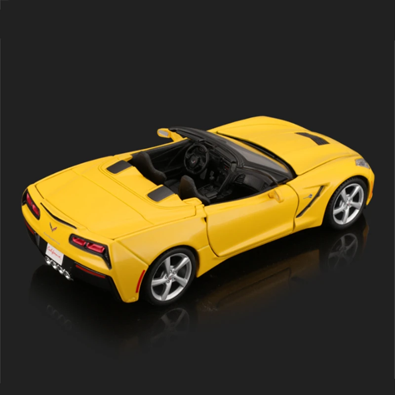 Maisto 1:24 Chevrolet 2014 Corvette Stingray AlloyกีฬารถDiecastsโลหะSuper Racingรถรุ่นของเล่นเด็กของขวัญ