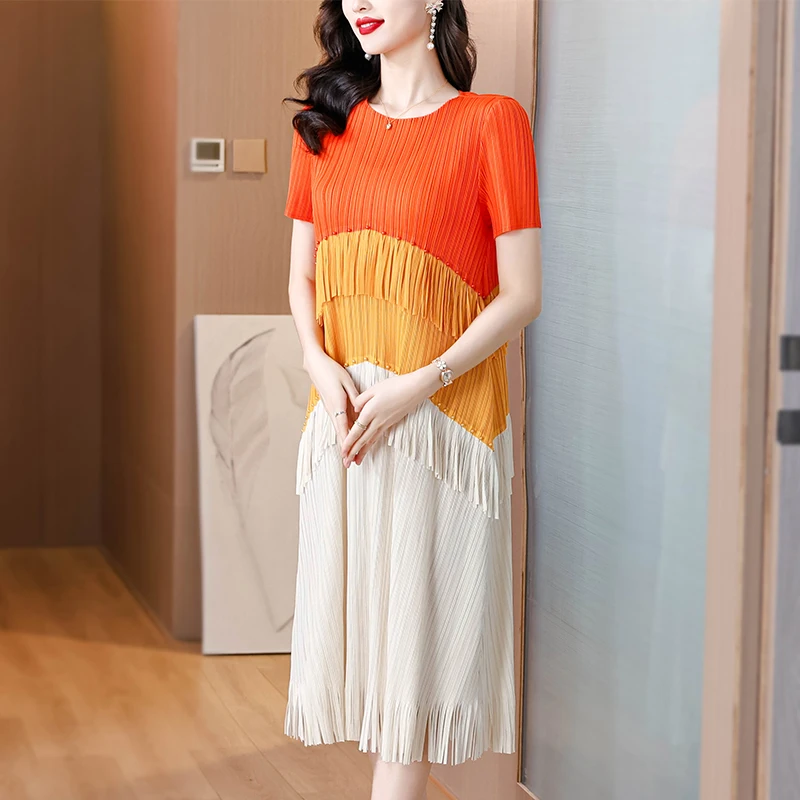 주름 탄성 매직 스커트, 색상 대비 스플라이싱 태슬, 라운드 넥 커버, 고기 스타일 롱 원피스, 2024 여름 신상