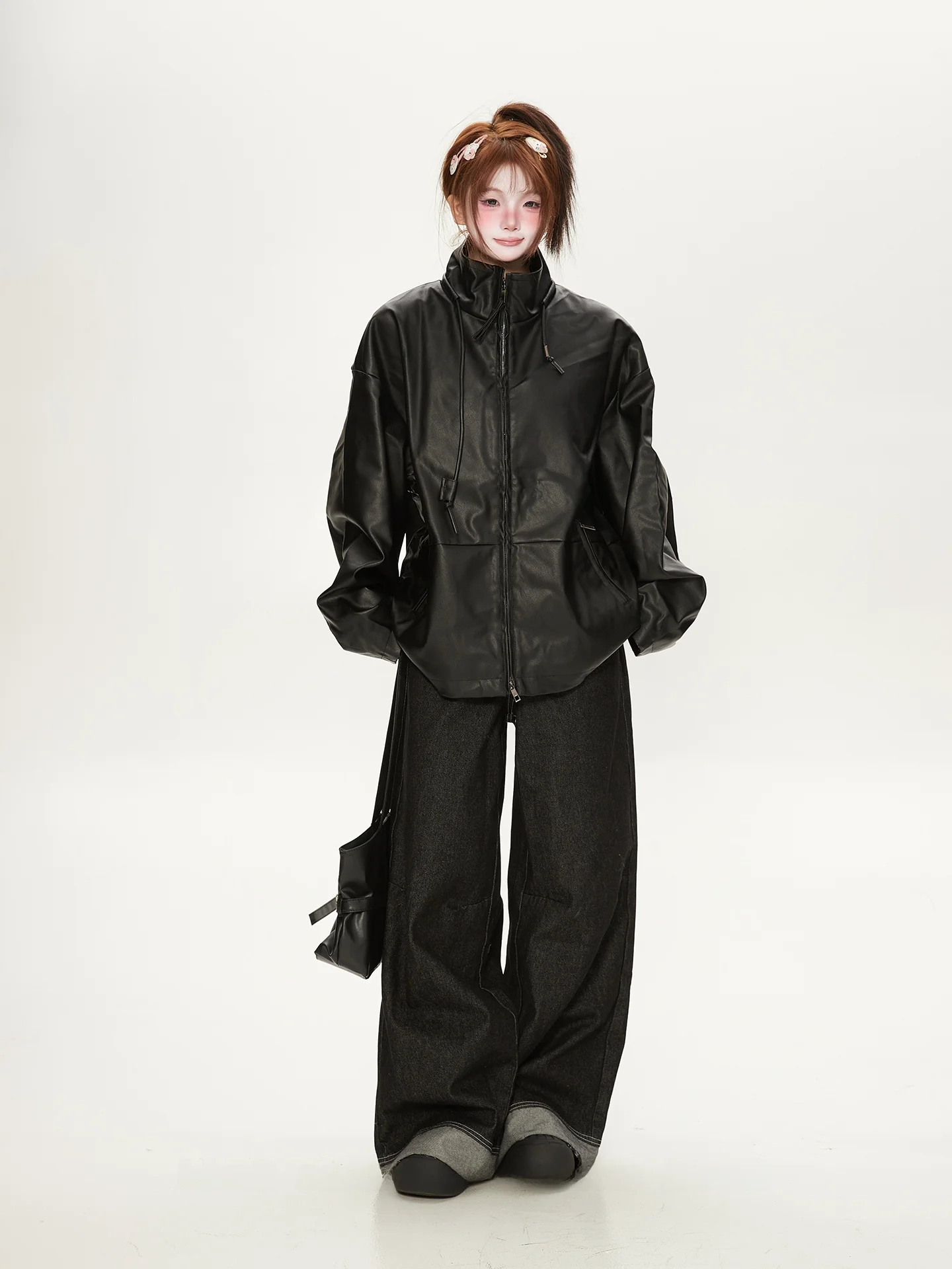 เสื้อโค้ทหนัง PU สไตล์เรโทรอเมริกัน คอตั้ง ทรงหลวม คุณภาพสูง สำหรับผู้หญิง ฤดูใบไม้ผลิ ฤดูใบไม้ร่วง เหมาะสำหรับคู่รัก