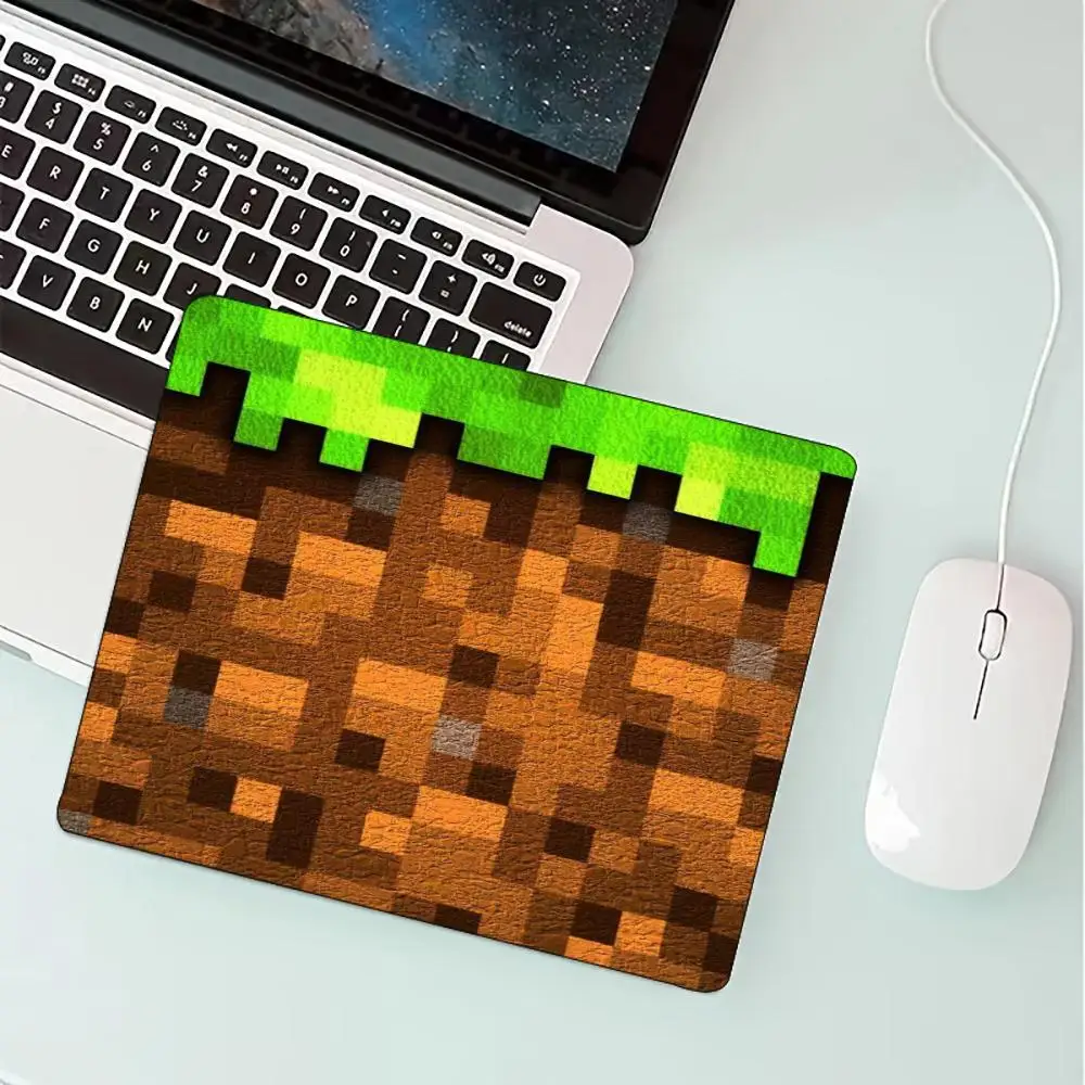 Pixel Grass Block Retro Game XXL Gaming Mouse Pad Non Slip Rubber Base Waterproof Stitched Edge Desk Mat for PC Laptop Home
