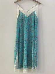 Beautiful Luxury Dress 2024 Summer High end Silk Smooth Lace Lace Side Split Chain Print Blue Suspended Strap Long Dress