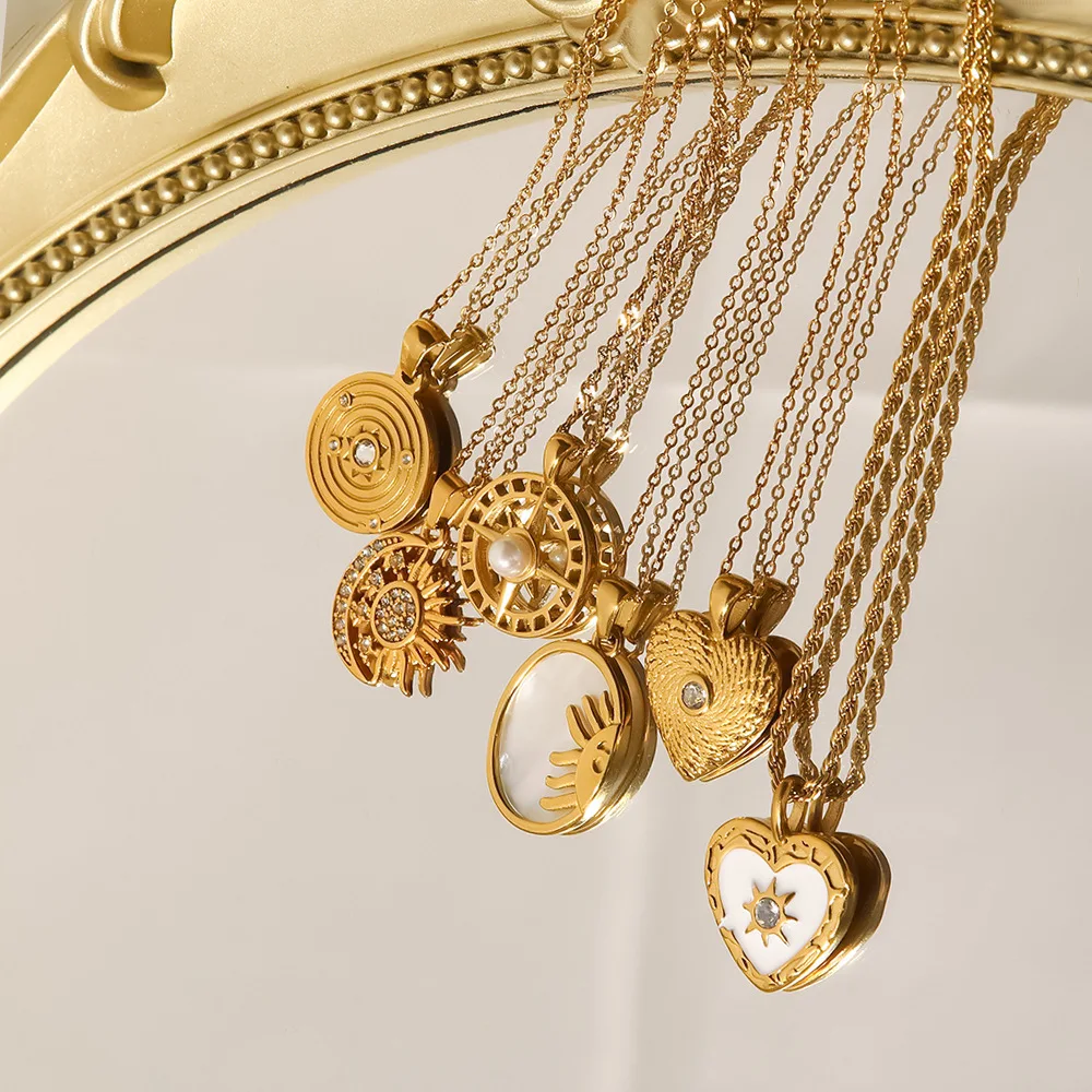 Necklace Is Made of Stainless Steel with Shells Diamonds Featuring Classic Fashion Mother-of-pearl Pendant Jewelry 2026 Gift