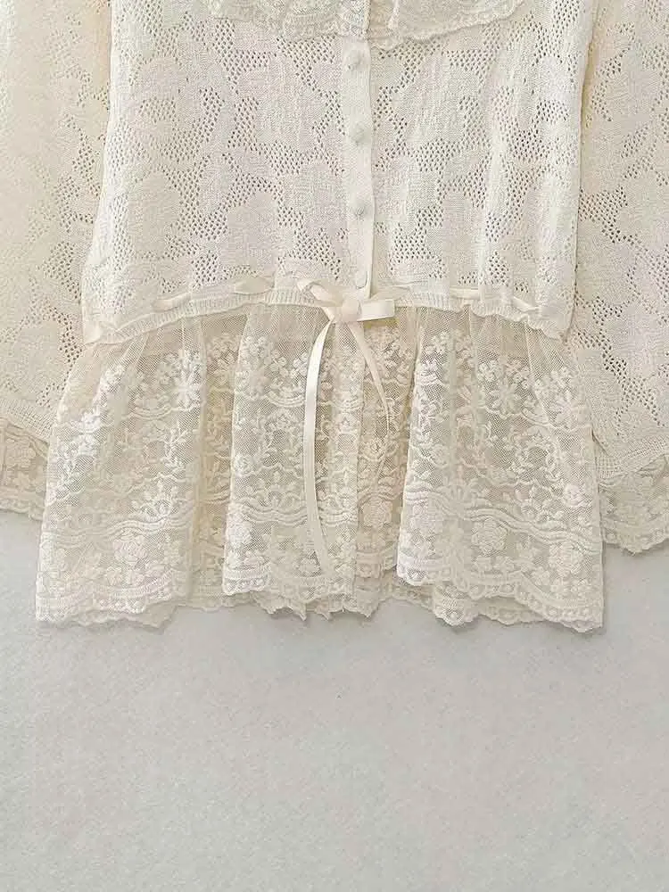 Europejski styl nowa moda damska wszechstronna prosta temperamentna koronkowa dekoracja dzianinowy top z kwadratowym kołnierzem