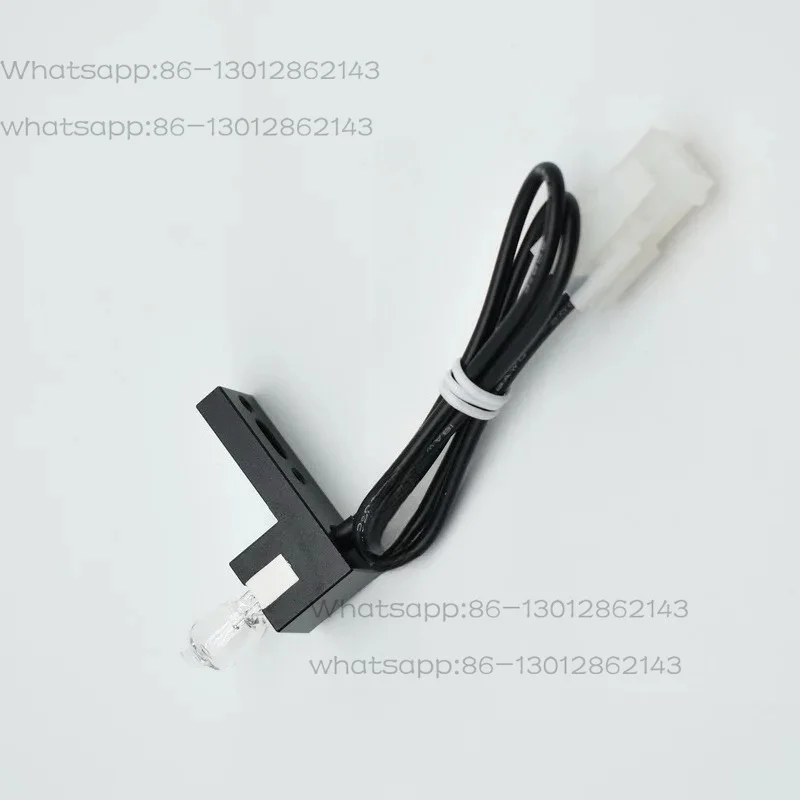 Suitable for   RT-1904 /1904C /9000 /9100 /9200/1904C 6V 10W Lamp Rayto 6V10W Halogen lam
