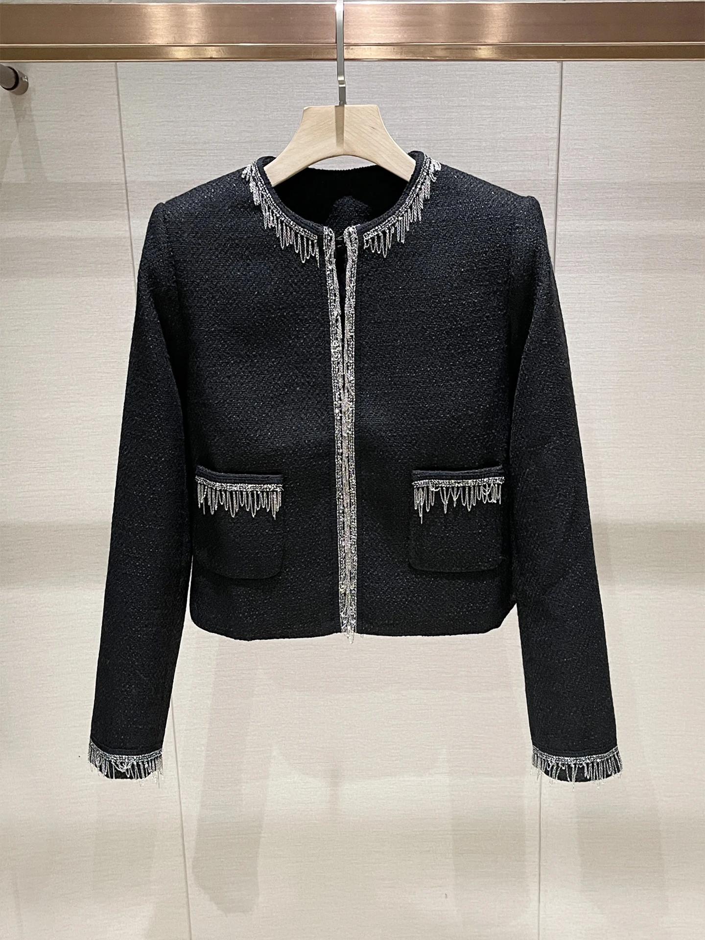 

Шикарное повседневное длинное пальто с бахромой, круглое необычное пальто, антивозрастное женское модное верхнее белье, сезон весна-осень-зима