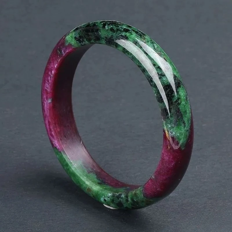 

Boutique Red and Green Treasure Bracelet, Classic Retro Ethnic Style Jewelry