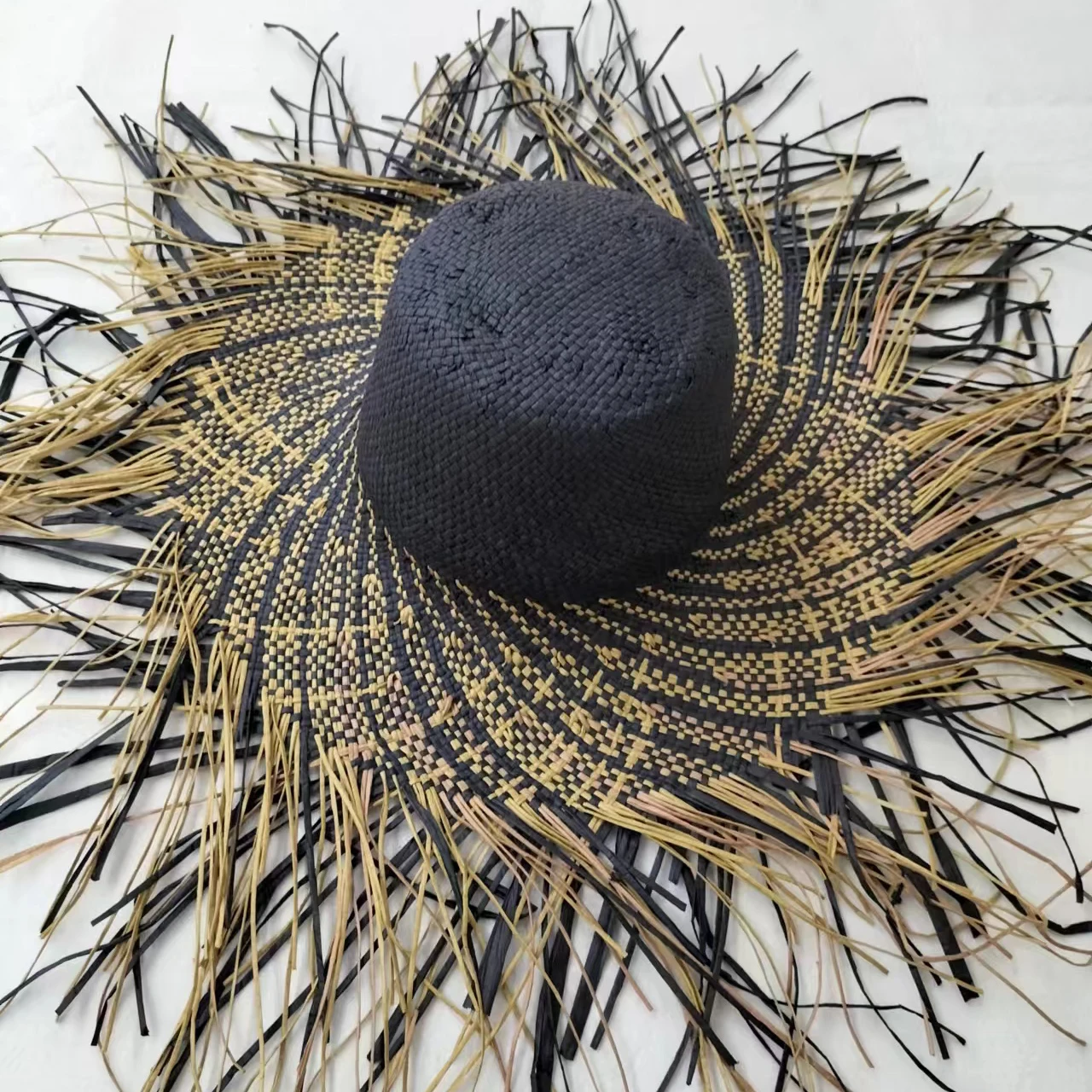 

Casual New Handmade Women Straw Sun Hat Large Wide Brim Girl High Quality Natural Raffia Panama Beach Straw Sun Caps For Holiday