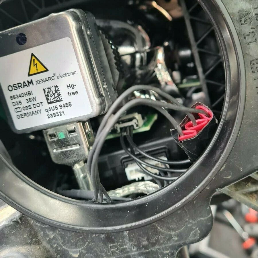 Picture 4: Car Headlight Wiring Harness For MK3/Mk3.5 Ford Focus ST/ST3/RS/Titanium Edition Xenon Headlight Wiring Harness Replacement Kit