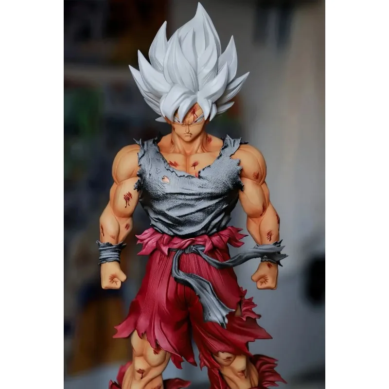 Duże potwory w serii Energy bu, winylowe pluszaki, zawieszki, pudełka, figurki z zakrytymi twarzami, breloczki, prezenty.