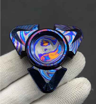 

USED EDC Three Leaf Vida Zirconium Horse Limited Edition EDC Stress Relief Toy