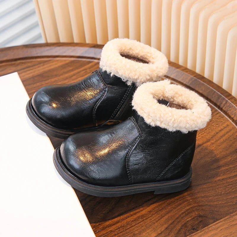 

2025 Winter New Fashion Kids Princess Shoes Suede Warm Soft Sole Girls Short Boots with Side Zip Children Ankle Boot Non-slip