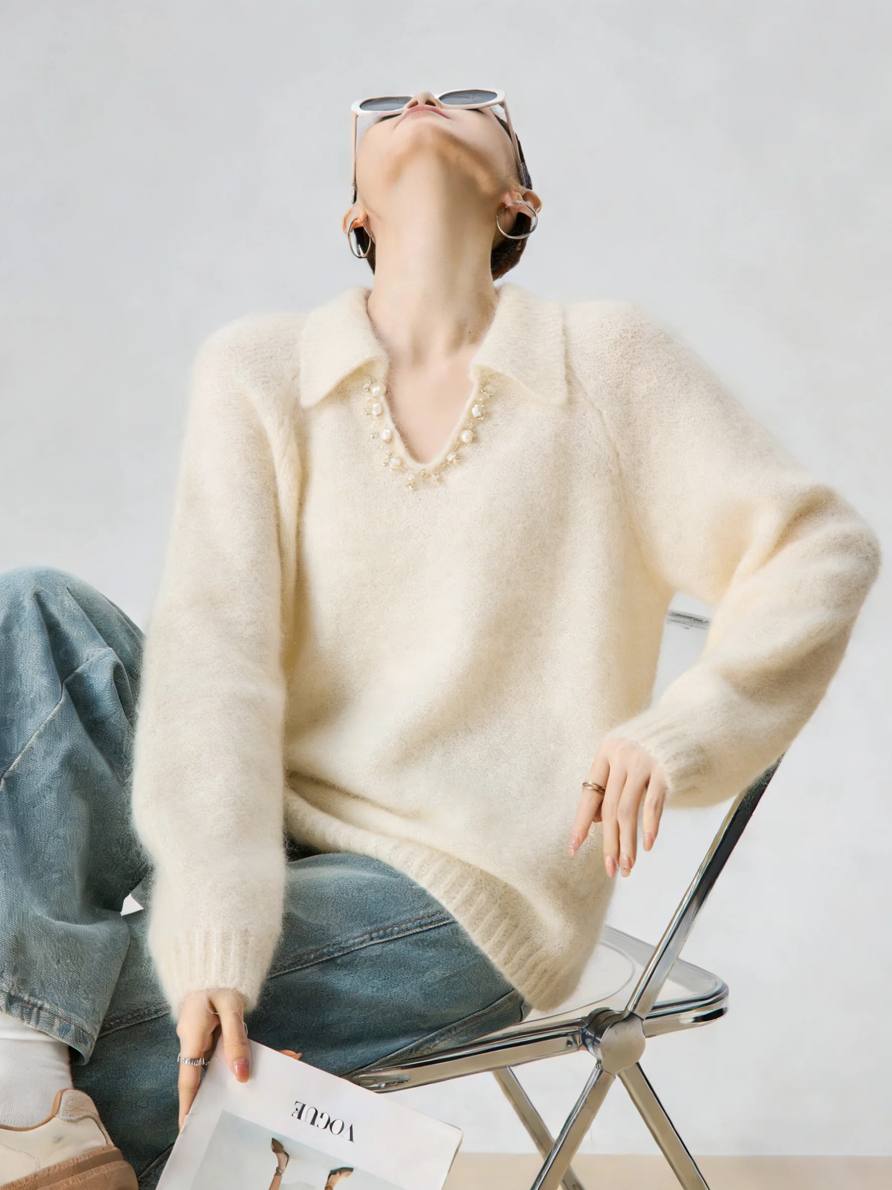 

Бежевая вязаная кофта с V-образным вырезом для женщин, зимняя модная свободная модель с длинным рукавом, из смесового полиэстера, повседневный топ высокого качества