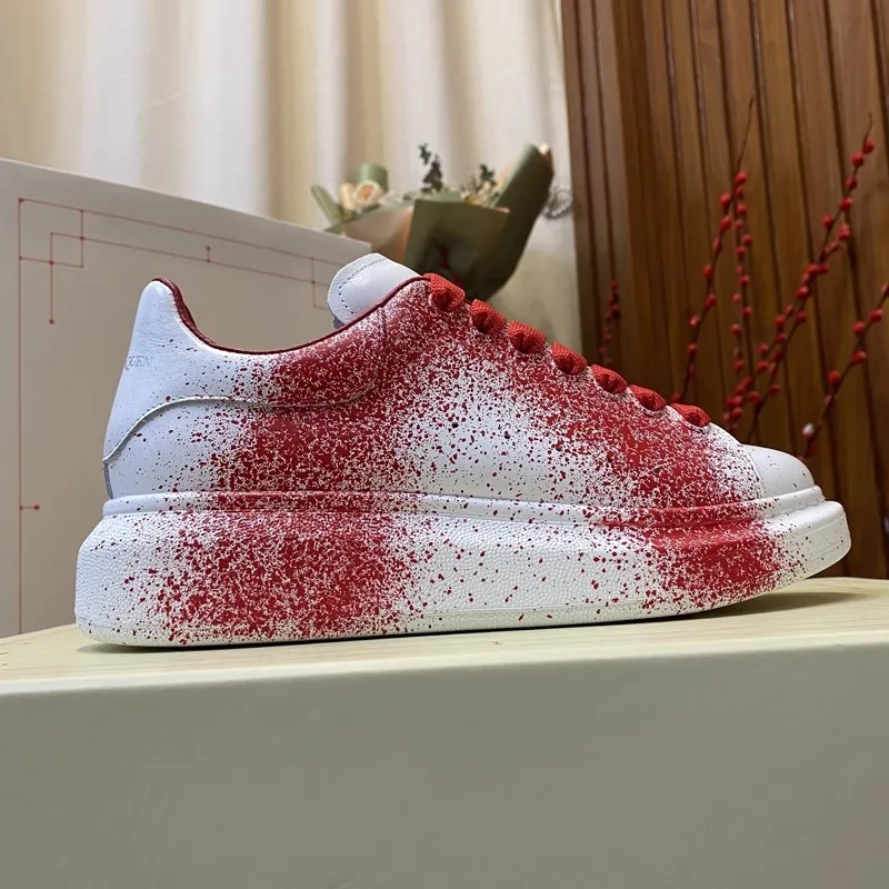 

Man Hand-paining Loafer Shoes Men Casual Shoes Oversize White Platform Sneaker Hancrafted Trainers Man Flat Business Office Shoe