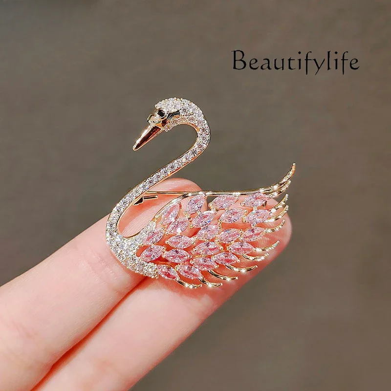 Exquisite fashion corsage pin women's design sense niche high-end accessories