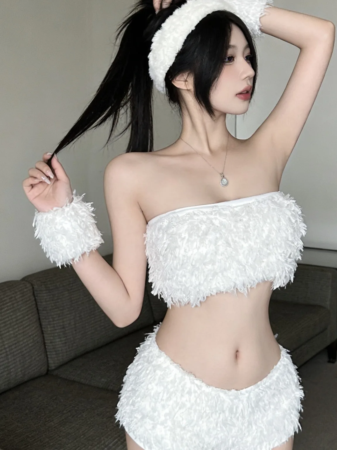 Sexy Short Sexy Girl Set Club Dancing Women's White Short Strapless Wrap Chest Super Short Pants Fashion Set for Middle-Aged ...