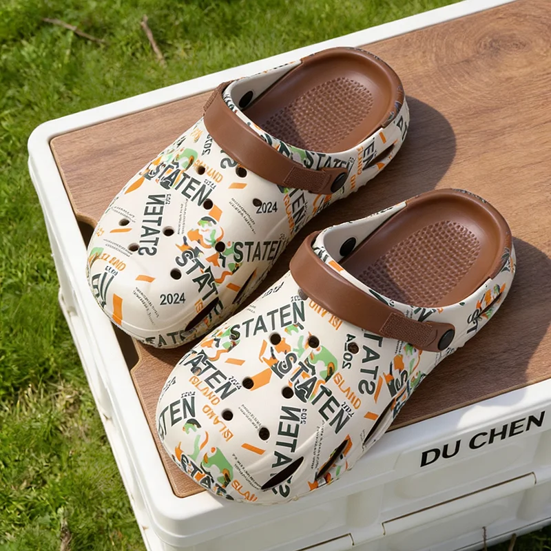 

New EVA Women and Men's Hole Shoes Summer Non-Slip Outdoor Sandals Closed Toe Shit Feeling Beach Slippers Soft Thick Bottom