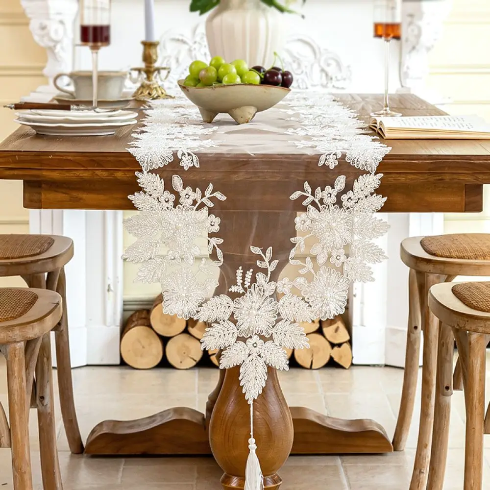 European Style Lace Table Runner Embroidered Mesh Fabric Elegant Dining Table Decoration For Wedding Home Kitchen Party