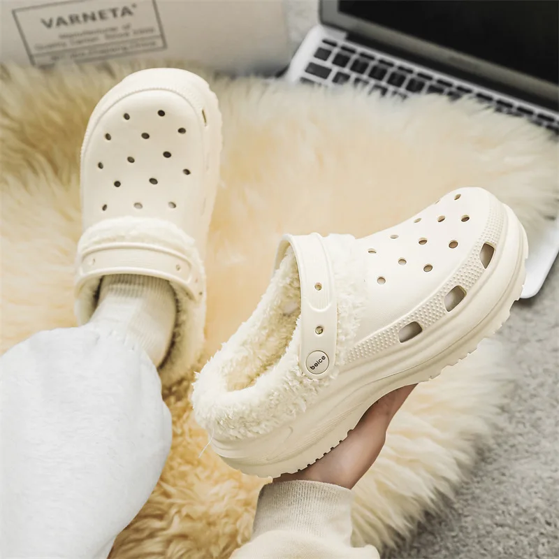 2024 New Winter Garden Shoes Women Soft Breathable Thickened Indoor Outdoor Cotton Drag To Keep Warm Hole Slippers Baotou Clogs