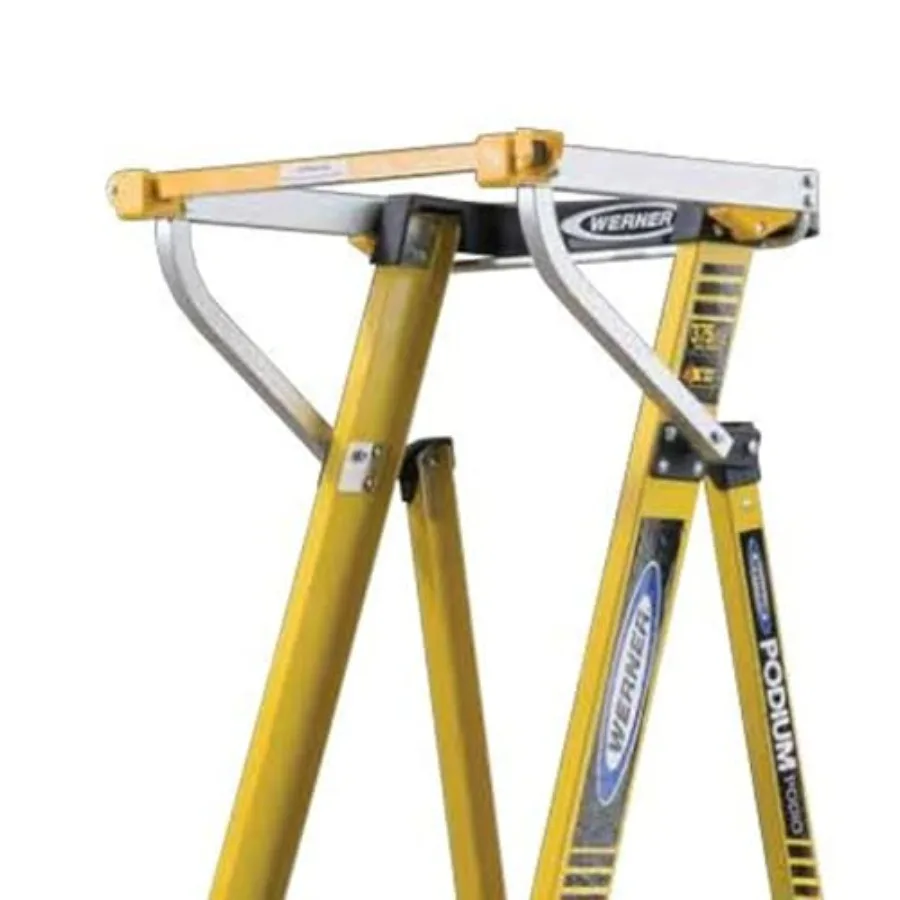 بوابة سلم AC63 للاستخدام الداخلي والخارجي تتميز بإنشاء فولاذي قوي مع خطوات غير قابلة للانزلاق وتصميم مدمج #1