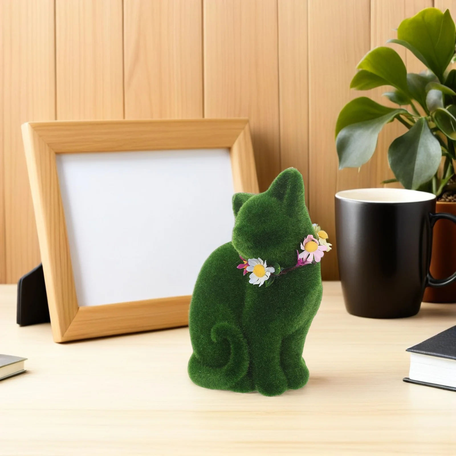 

Grass Flocked Resin Cat Figurine Simulation Kitten Sculpture for Garden Home Decor Tabletop Indoor Outdoor Decoration