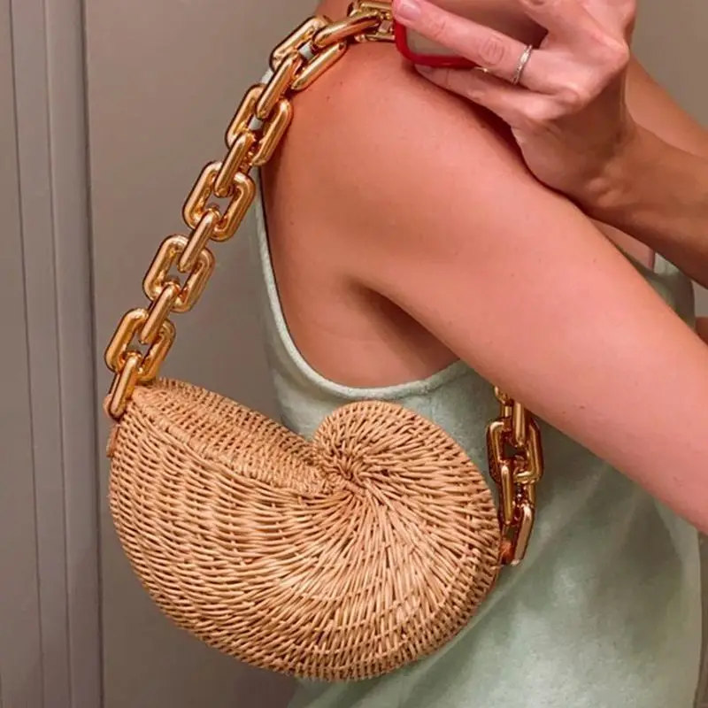 Designer Rattan Weaving Conch Handbags Women Thick Chain Shoulder Bag Fashion Shell Top-Handle Bags Female Shopper Beach Bags