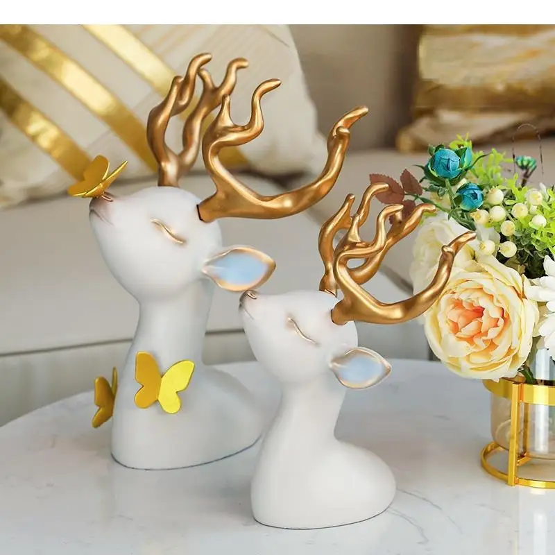 

Resin Deer Ornaments Cartoon Animal Sculpture Butterfly Deer Crafts Ornaments Home Decoration Animal Figures Home Accessories