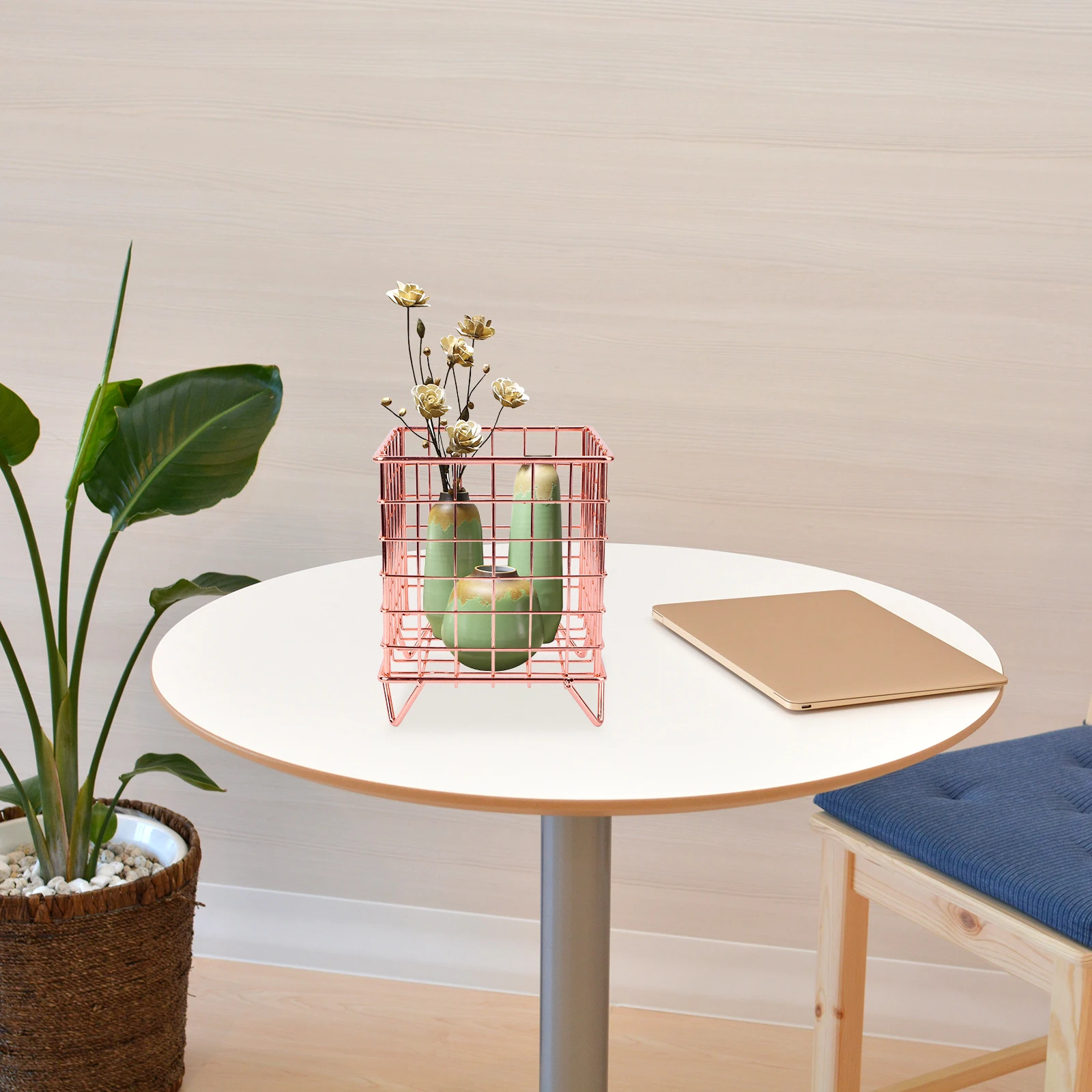 

Metal Storage Basket Large Capacity Desktop ganizer Iron Material Household Container Grid Baskets Storage Rack