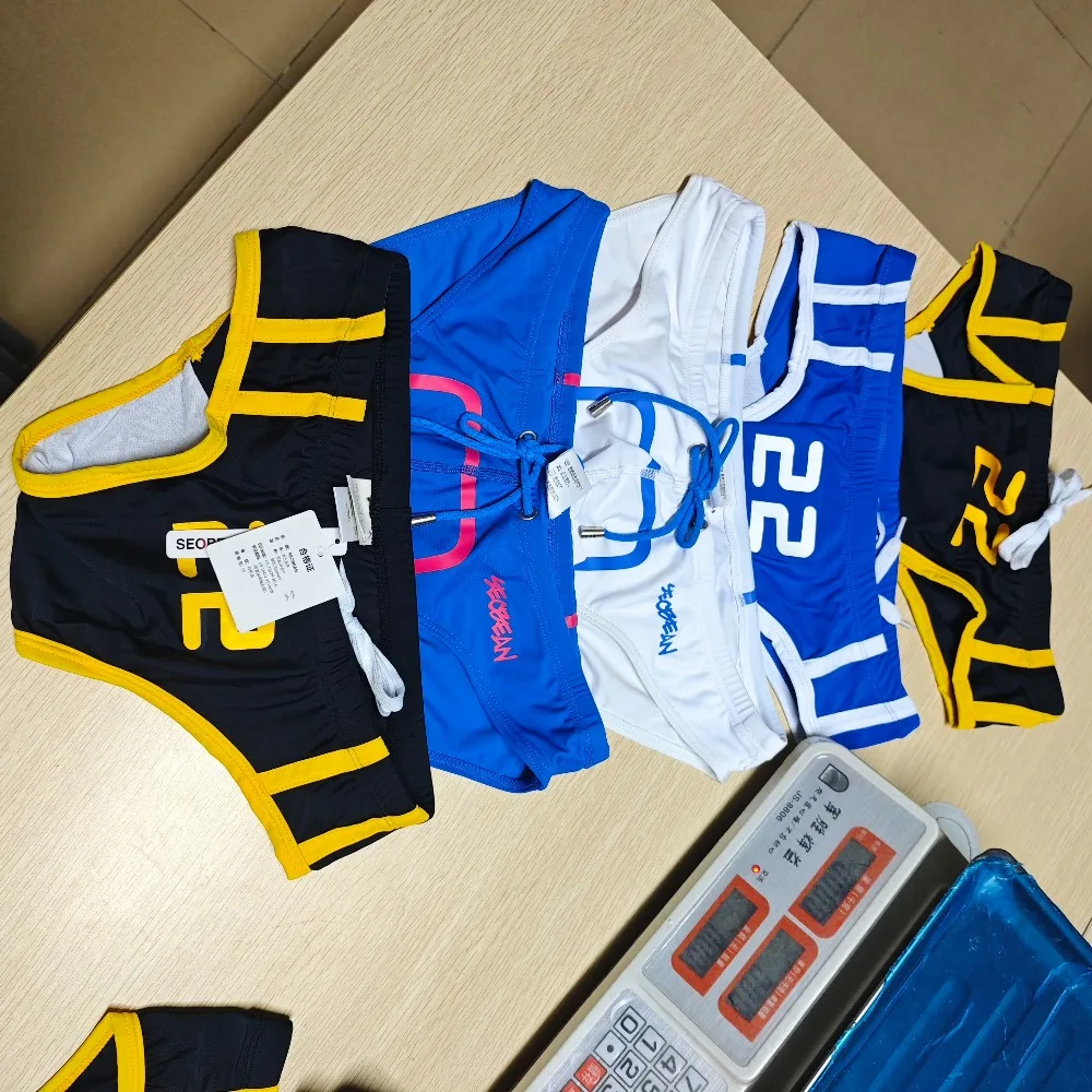 Various swimming trunks men's quick-drying lake-up Japanese tight beach tan white swimming trunks 220903-90901