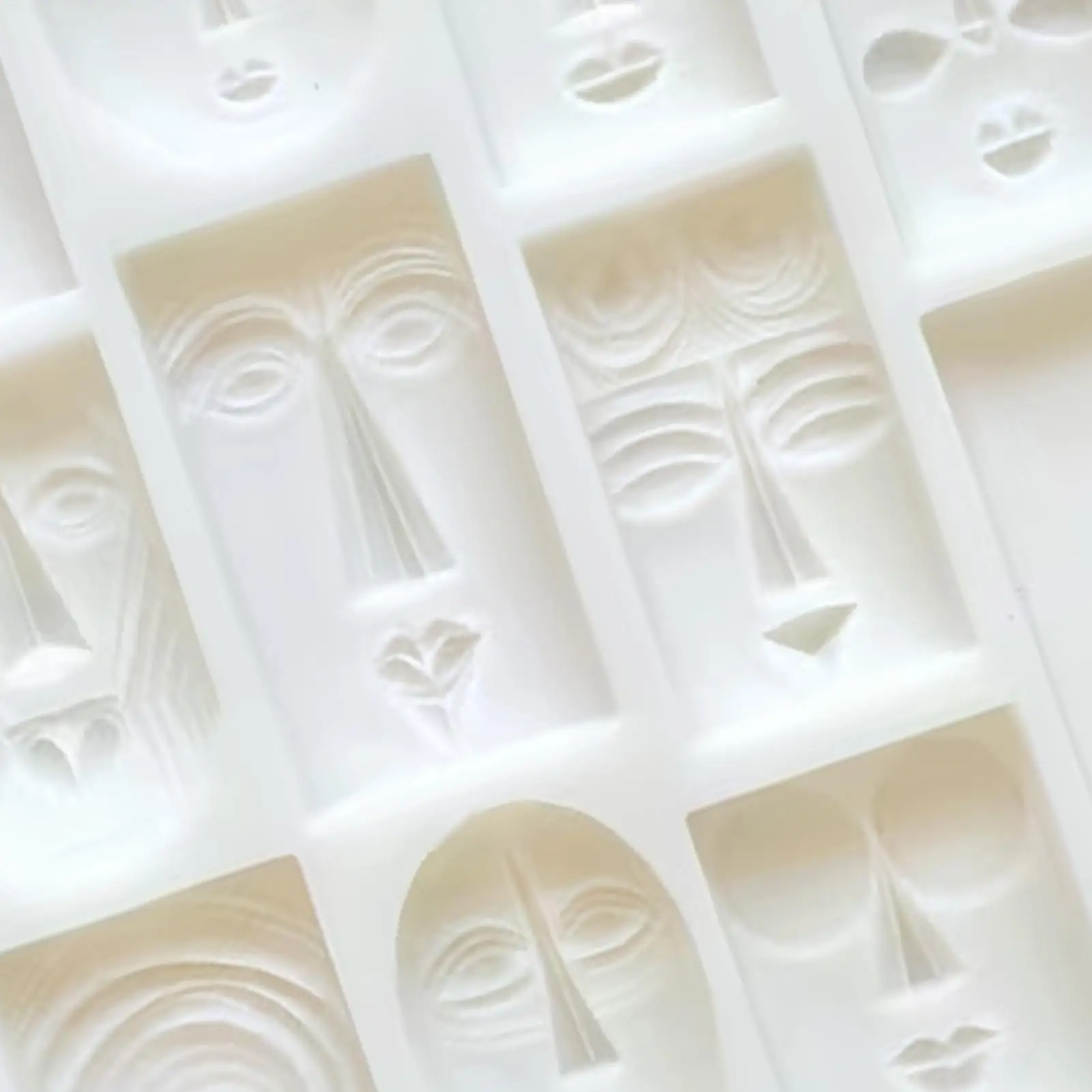 Chocolate Candy Molds Abstract Face Easy Release Reusable Baking Cake Molds Kitchen Tools For Chocolate Jelly Mousse Food DIY