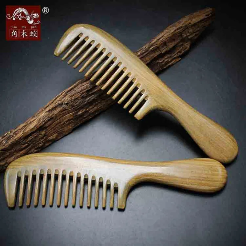 

Green Sandalwood Comb with Fine Teeth and Handmade Handle