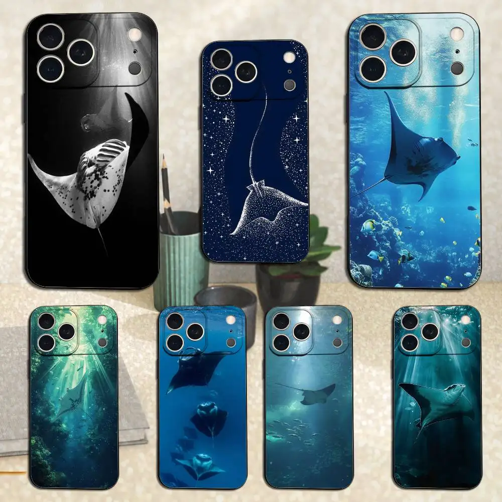 Capa de Silicone Macia Preta com Estampa de Raia Manta para iPhone 12, 14, 13, 15, 16, 11, 17, X, Mini, XR, SE, XS, Plus, Pro, Max, 8, 7