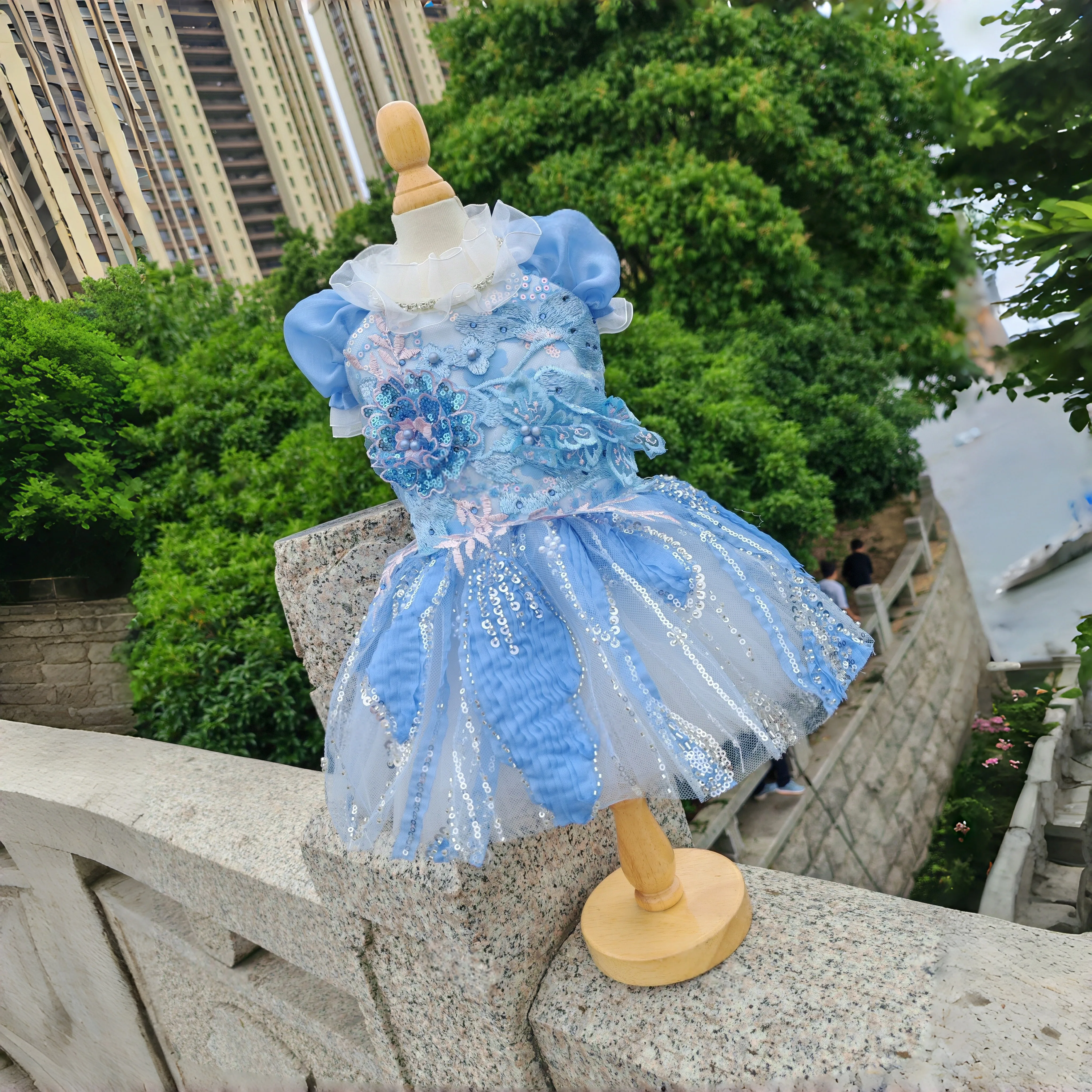 Luxury Blue Long Pearl Embroidery Dress For Small Medium Dog Fashion Handmade Pet Dog Clothes Puppy Dog Detachable Two-piece Set