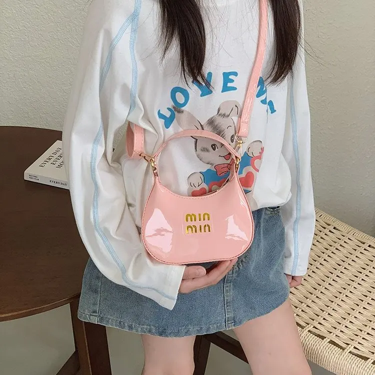 

Новая французская элитная женская сумка через плечо 2026 года: универсальная модная нишевая сумка-пельмень, кроссбоди, сумка-тоут