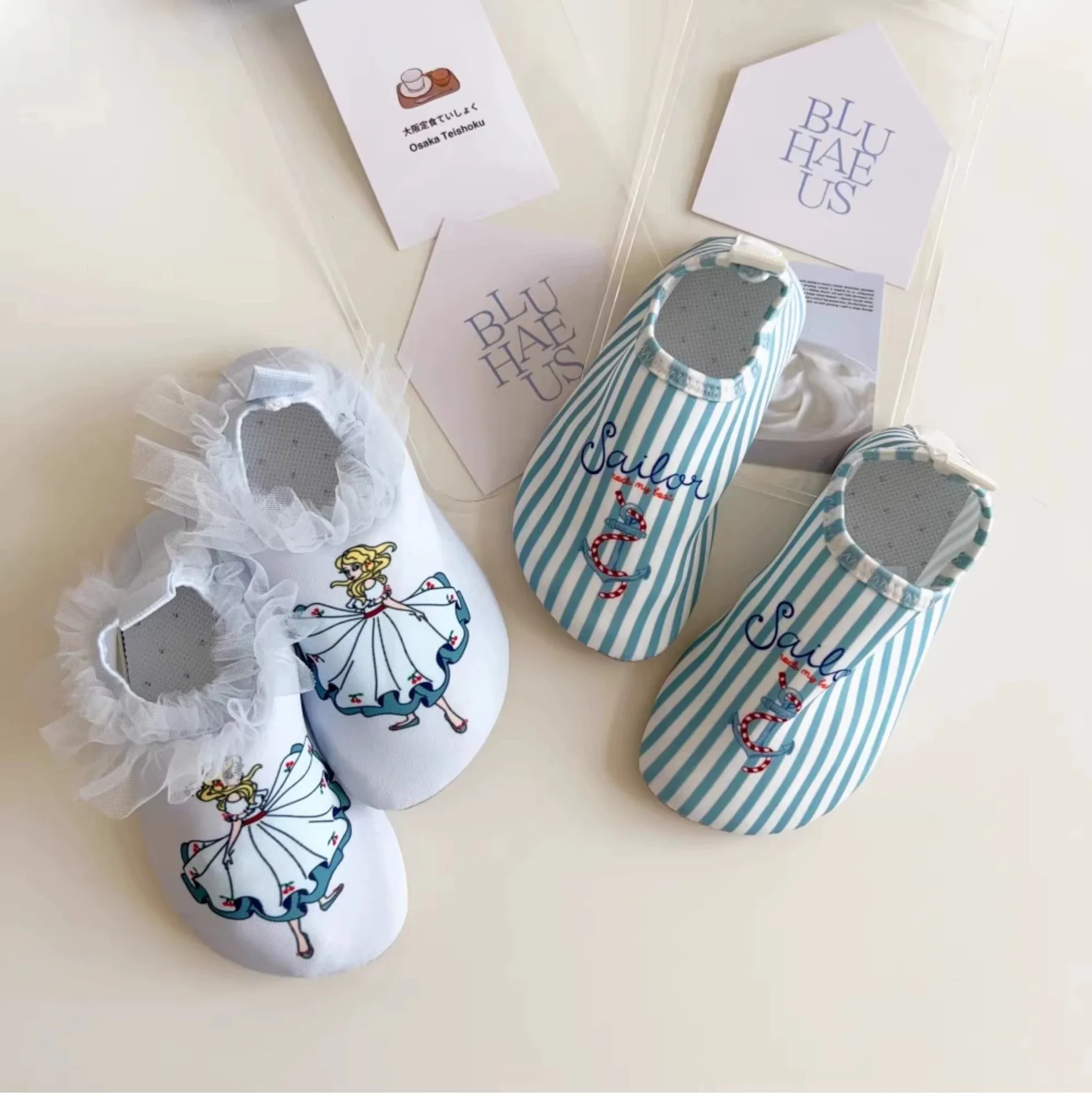 Sommerliche Cartoon-Prints Kleinkind-Strandsocken-Schuhe Schnittfestes Design Schnorchelschuhe für Jungen und Mädchen Weiche Rutschfeste Babyschuhe – Detail 15