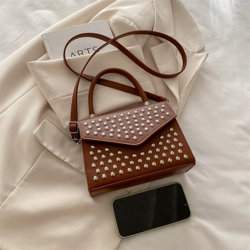 Designer Nieten Umhängetasche mit kurzem Griff Handtasche Mode Mini kleine Handytasche Geldbörse solide Pu-Leder Damen Umhängetaschen – Detail 22