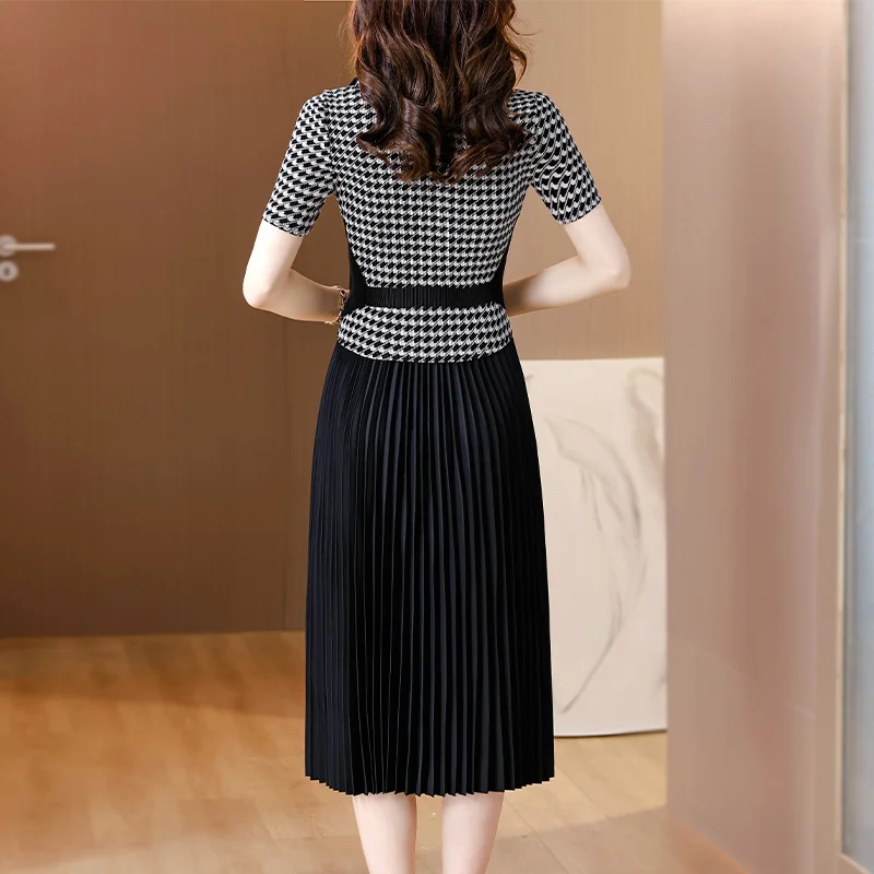 2024 Summer New Three Mansion Pleated Suit Collar Short sleeved Dress Chinese Style Covering Meat and Slimming Knee Length Dress