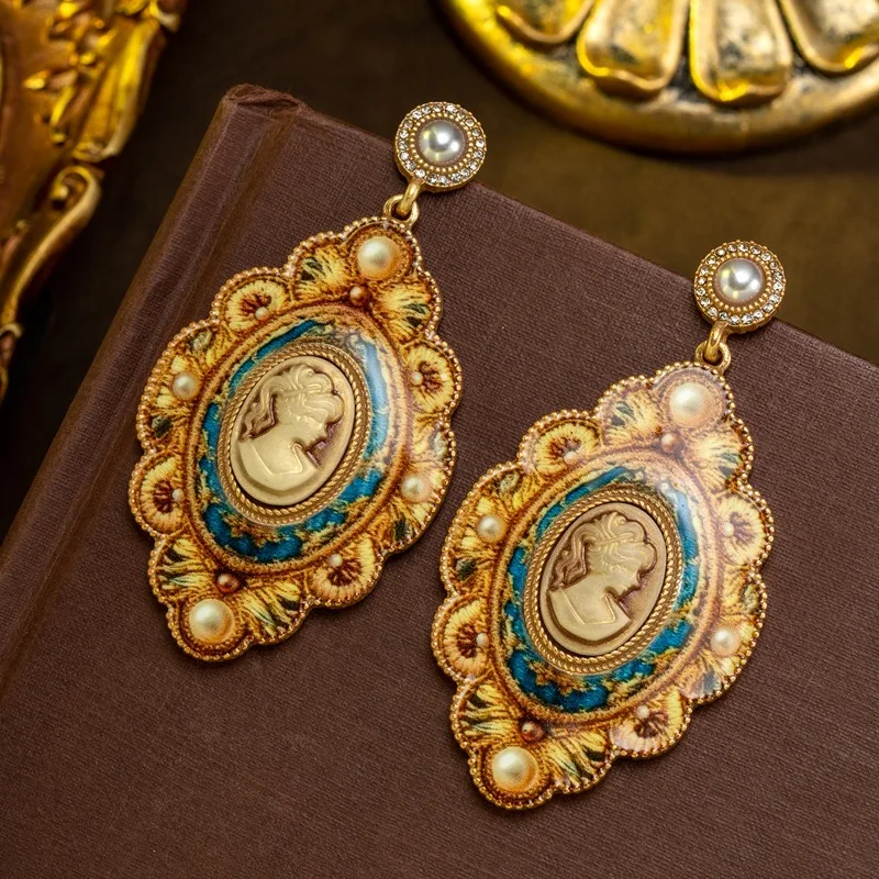 Vintage Mid-century Cameo Portrait Earrings, Ethnic Exaggerated Multi-element High-end Retro Women Fashion Jewelry