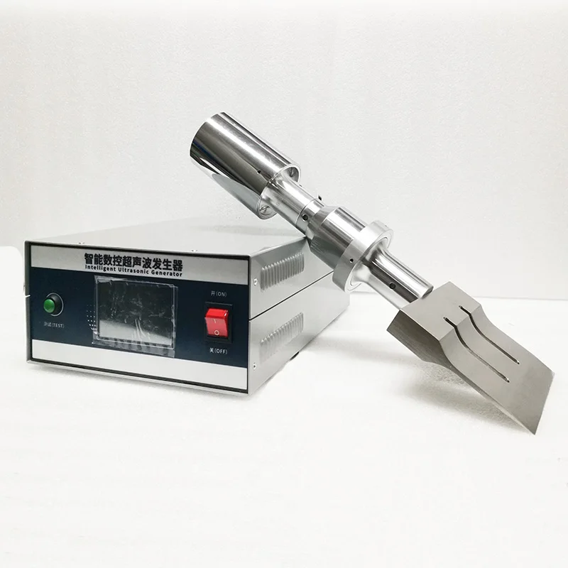 Ultrasonic Handheld Knife Cutting System Titanium Alloy Blade 2000W Power 110V/220V Compatible 1 Year Warranty For Bread Cheese