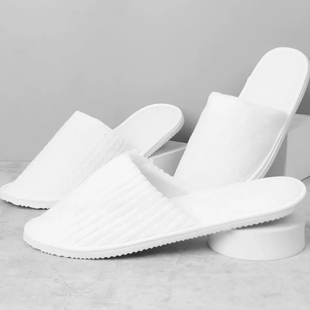 

5 Pairs Disposable Slippers Coral Fleece Non Skid Hotel Guest Shoes One Size Fits All Bath Relaxation Footwear