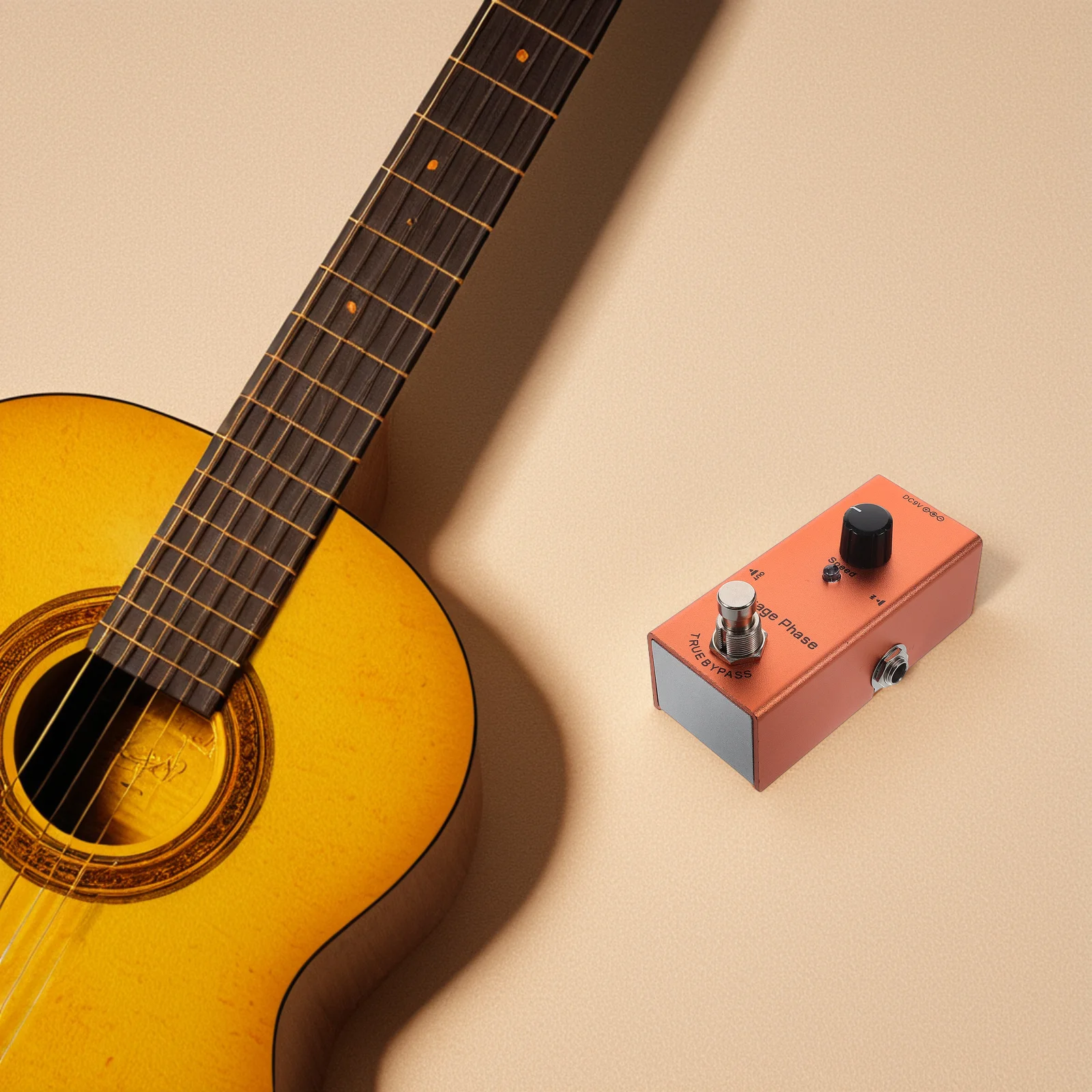 

Mini Electric Guitar Phase Effector Vintage Phaser Pedal True Bypass Noise Reduction Clear Indicator Lights Compact Guitar Pedal