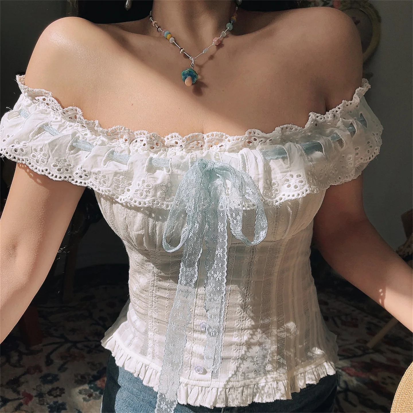 

French Style Embroidered Lace Drawstring Shoulder Bridesmaid Shirt White Vacation Top Women's Slim Fit Short Sleeve Shirt