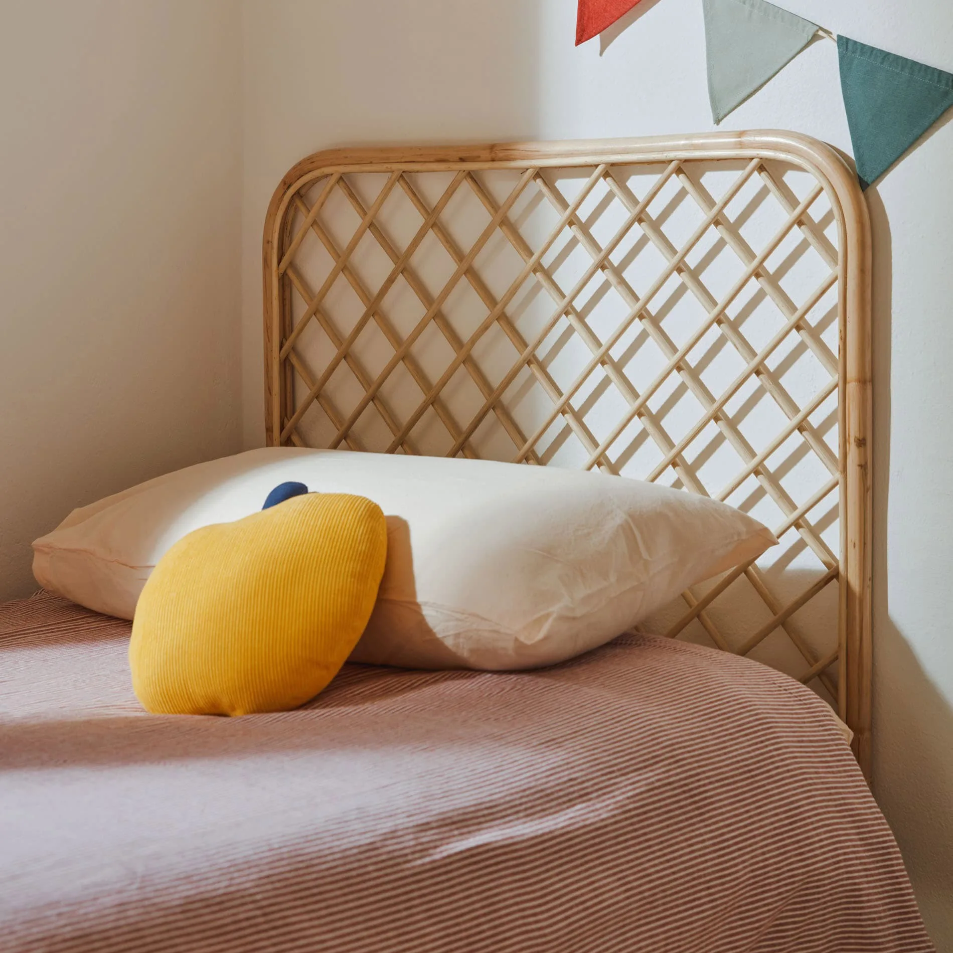 ألواح رأسية من الخيزران بتصميم عصري لغرف نوم الأطفال، لوح رأسي للسرير عالي الجودة، رؤوس سرير للديكور الطبيعي