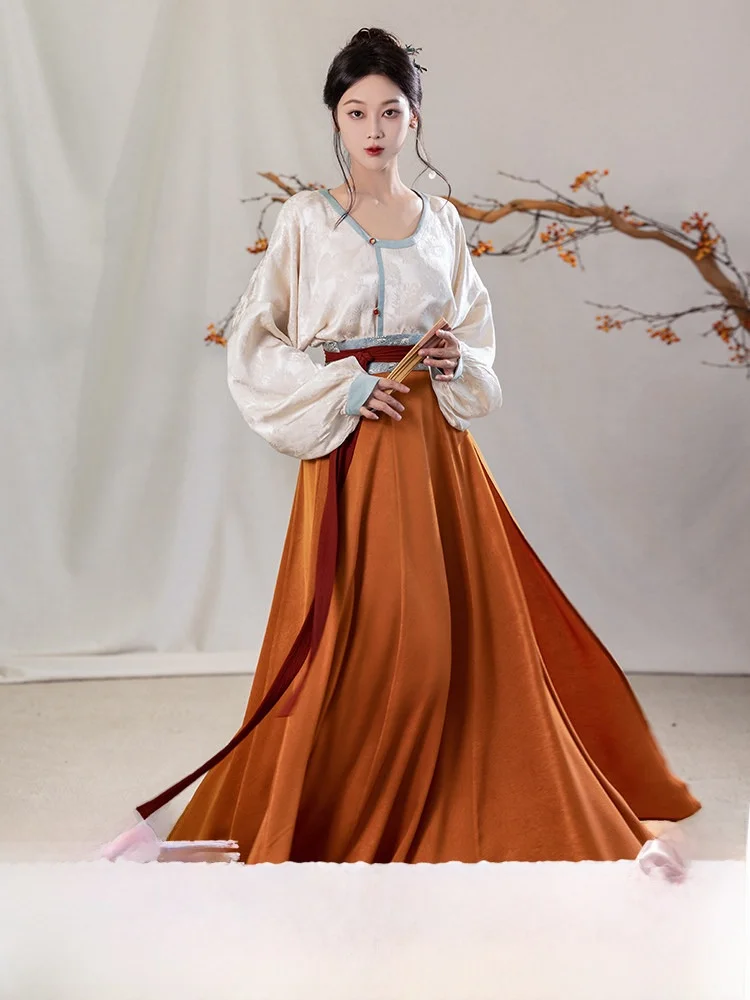 

Повседневный комплект Hanfu в оригинальном китайском стиле: дышащий шелковый топ с круглым вырезом и юбка для женщин 20-30 лет