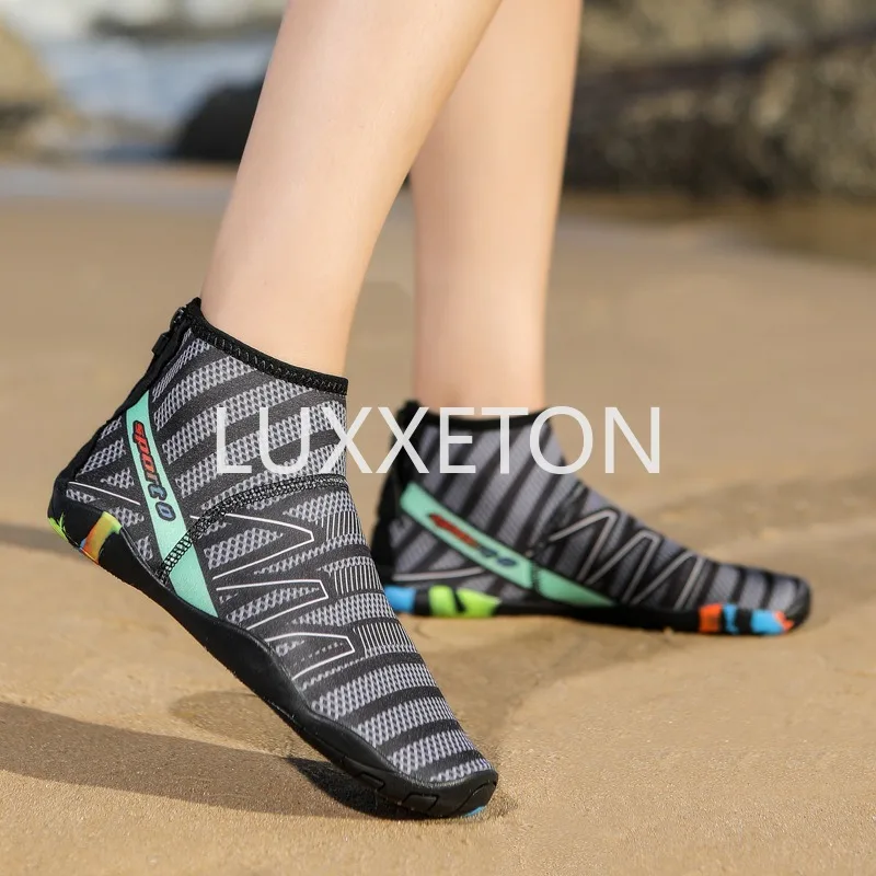 Summer New Mid Top Creek Tracing Shoes Quick Drying and Breathable Water Wading Shoes Couple Swimming and Diving Boots