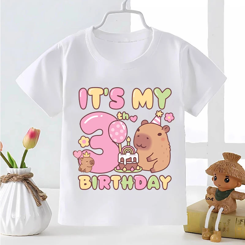 Capibara Fashion Niedliche T-Shirts für Kinder, Anime-Cartoon-Zahlen, bedrucktes Kurzarm-T-Shirt für Jungen und Mädchen, Sommer-Sport-T-Shirts