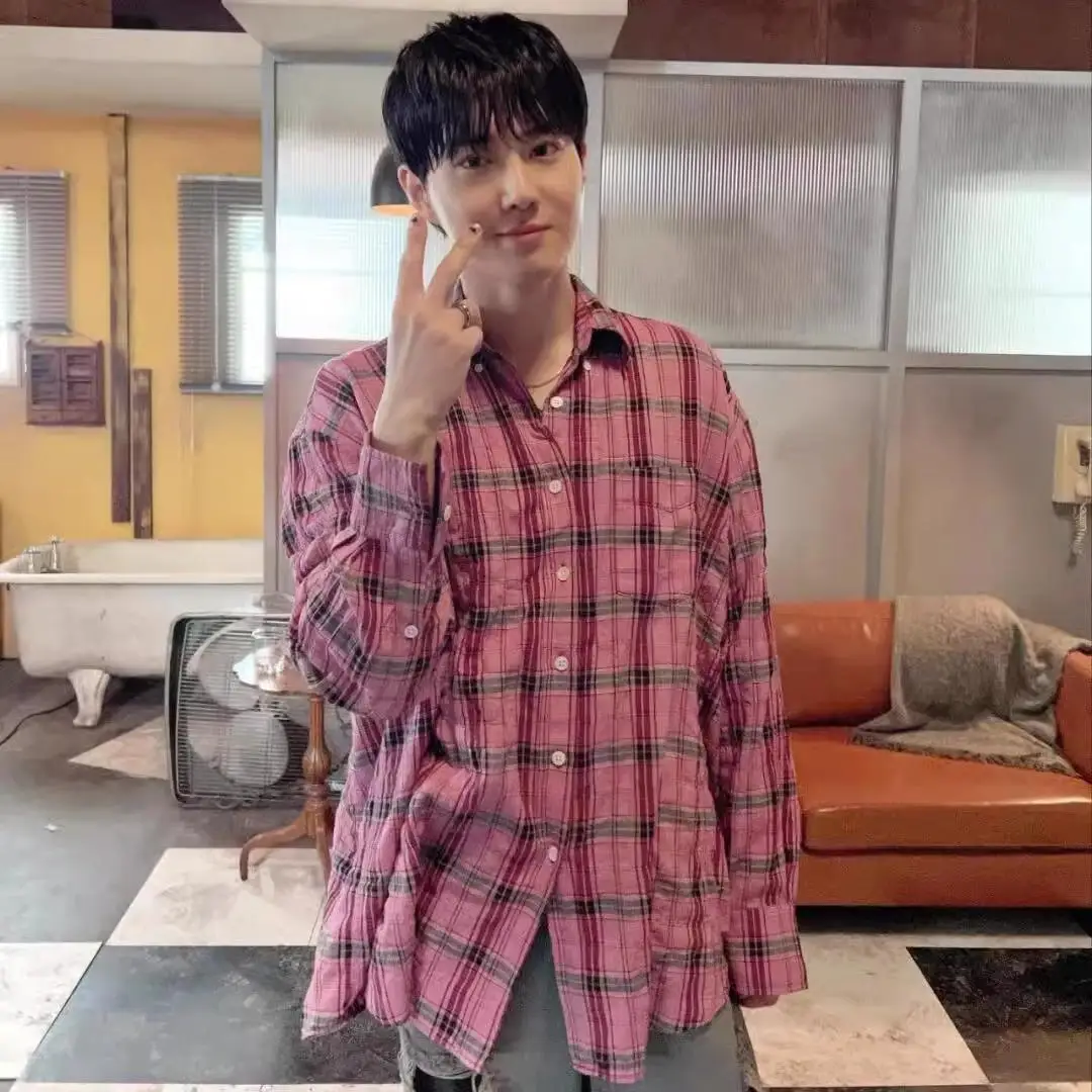 Pink Plaid Men's Shirt EXO Suho Spring 2025 Korean Style Casual Long Sleeve  Collar Inner Wear Fleece Lined City Walk