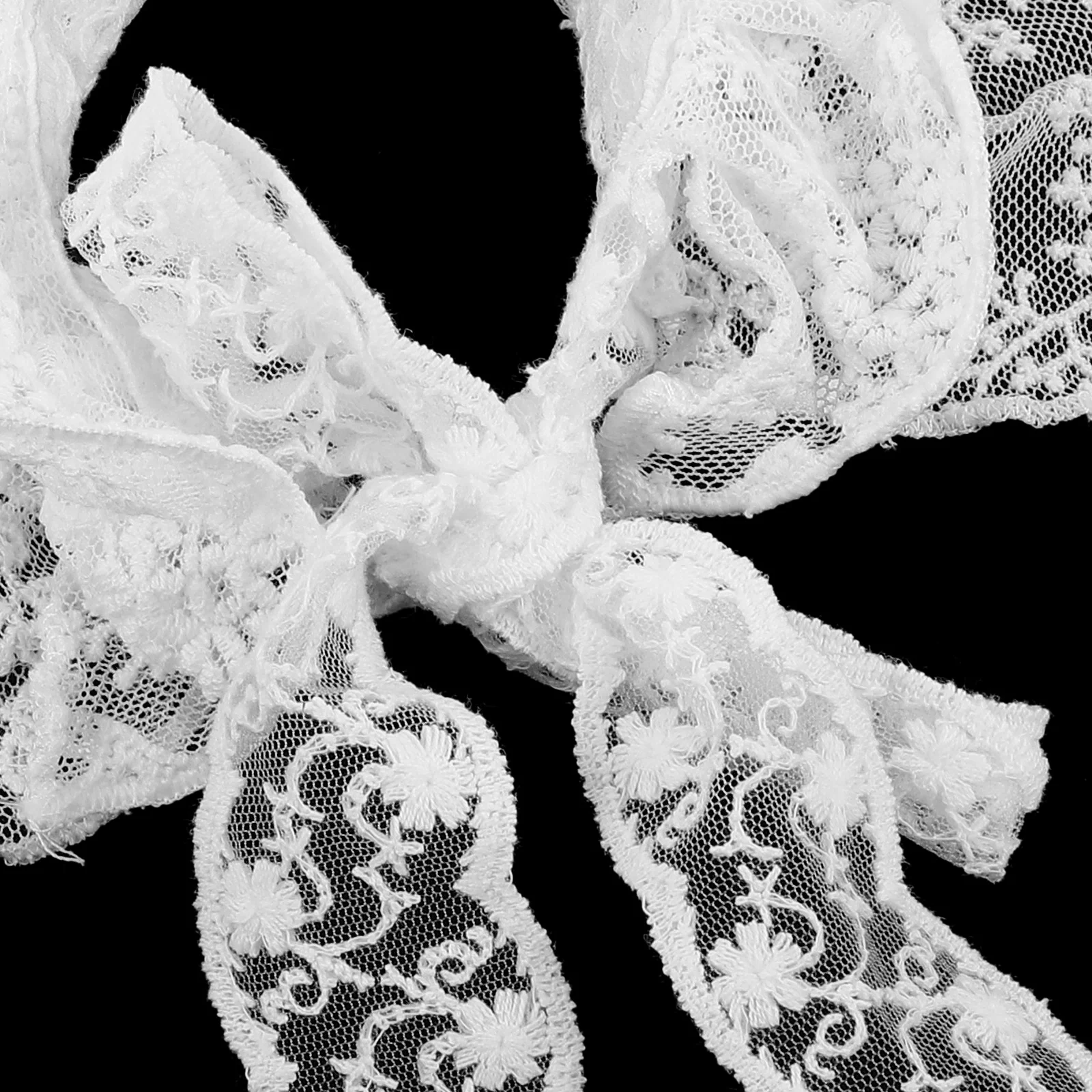 1 set witte kanten kraag manchetten set voor vrouwen Victoriaanse Lolita ruche afneembare nep kraag polyester feestkostuumaccessoires